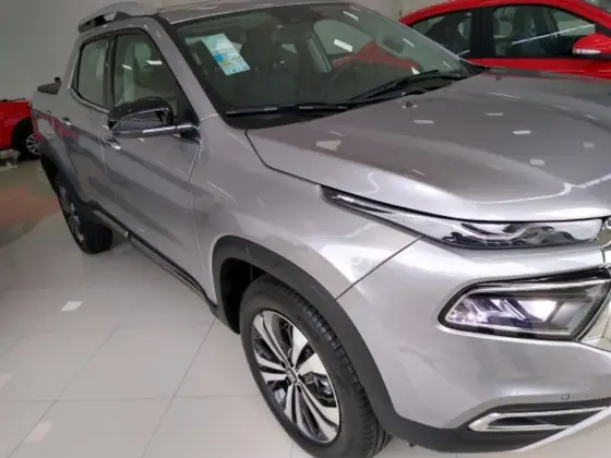 FIAT TORO 2.2 TURBO DIESEL VOLCANO 4WD AT9