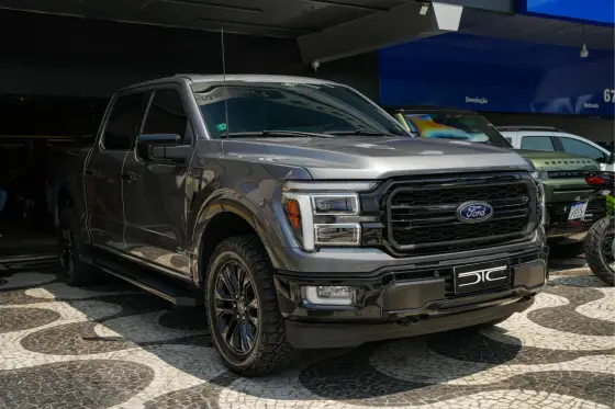 FORD F-150 5.0 V8 GASOLINA CD LARIAT FX4 AUTOMÁTICO