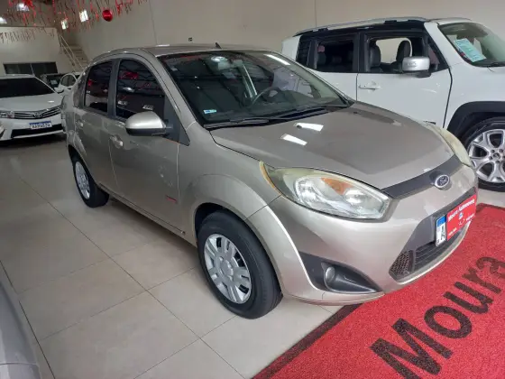 FORD FIESTA 1.6 SE SEDAN 16V FLEX 4P MANUAL