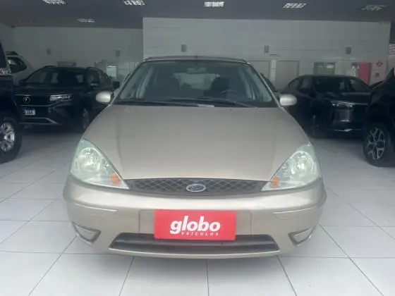 FORD FOCUS 1.6 GL 8V FLEX 4P MANUAL