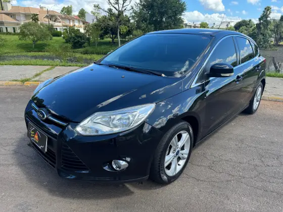 FORD FOCUS 1.6 SE 16V FLEX 4P MANUAL
