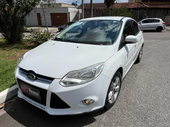 FORD FOCUS 1.6 SE 16V FLEX 4P POWERSHIFT