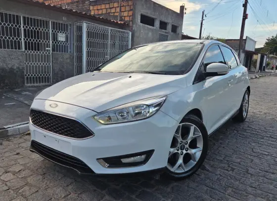 FORD FOCUS 2.0 SE PLUS 16V FLEX 4P POWERSHIFT