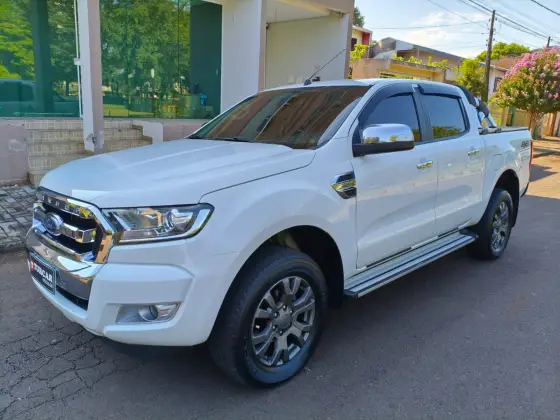 FORD RANGER 3.2 XLT 4X4 CD 20V DIESEL 4P AUTOMÁTICO