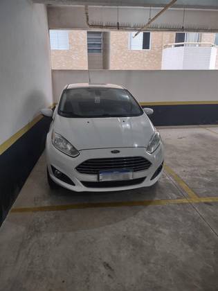 FORD FIESTA 1.6 TITANIUM SEDAN 16V FLEX 4P POWERSHIFT