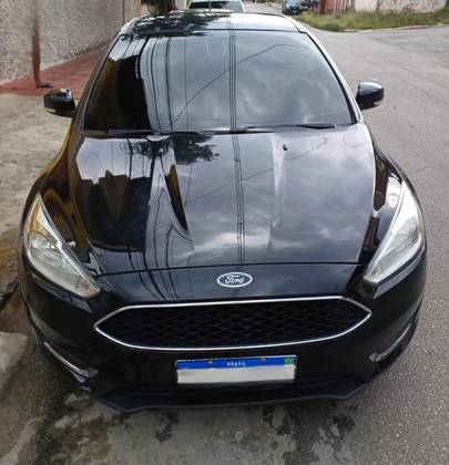 FORD FOCUS 2.0 SE FASTBACK 16V FLEX 4P POWERSHIFT