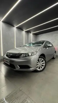 HONDA CIVIC 1.8 LXS 16V FLEX 4P AUTOMÁTICO