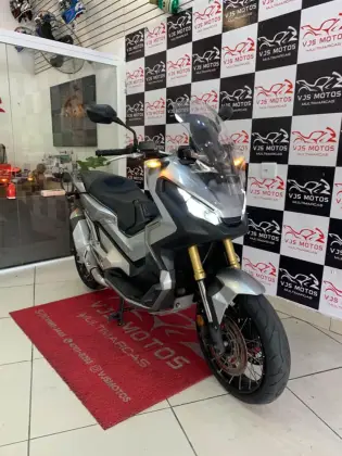 HONDA X-ADV 