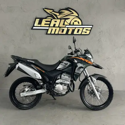 HONDA XRE 300 ADVENTURE HONDA XRE 300 ADVENTURE