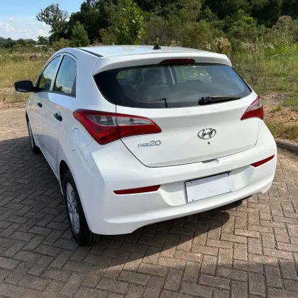 HYUNDAI HB20 1.0 COMFORT 12V FLEX 4P MANUAL