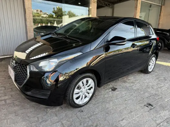 HYUNDAI HB20 1.0 COMFORT PLUS 12V FLEX 4P MANUAL
