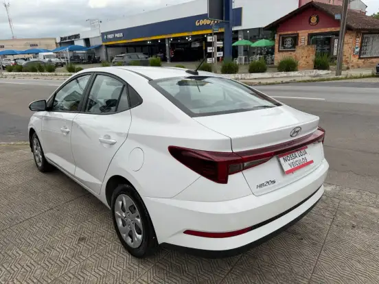 HYUNDAI-HB20S-1.0 12V FLEX COMFORT PLUS MANUAL HYUNDAI-HB20S-2024