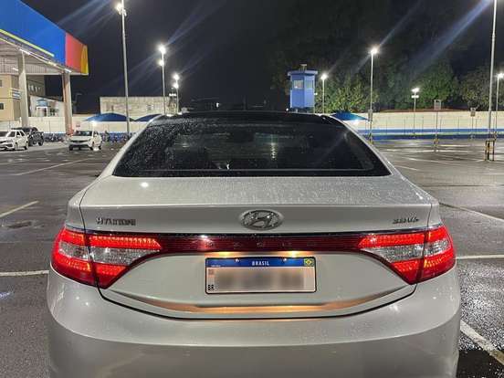 HYUNDAI-AZERA-3.0 MPFI GLS V6 24V GASOLINA 4P AUTOMÁTICO HYUNDAI-AZERA-2012