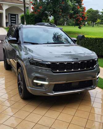 JEEP-COMMANDER-2024