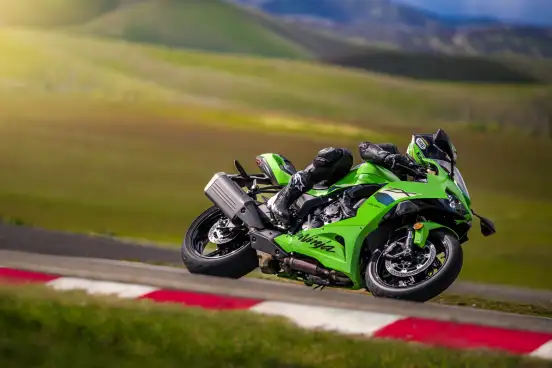 KAWASAKI-NINJA ZX-6R-2025