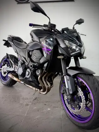 KAWASAKI Z800 