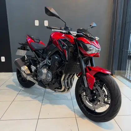KAWASAKI Z900 