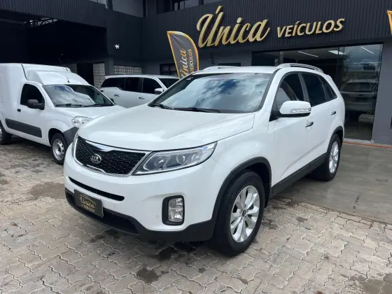 KIA SORENTO 2.4 16V GASOLINA EX AUTOMÁTICO