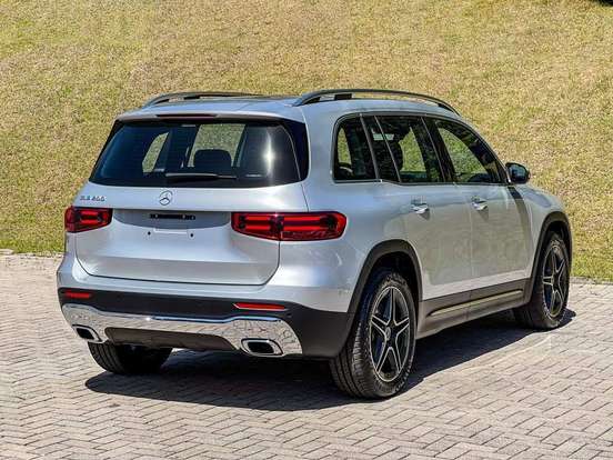 MERCEDES-BENZ-GLB 220-2.0 MHEV PROGRESSIVE 4MATIC 8G-DCT MERCEDES-BENZ-GLB 220-2026