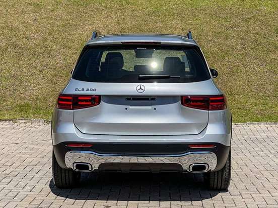 MERCEDES-BENZ-GLB 220-2.0 MHEV PROGRESSIVE 4MATIC 8G-DCT MERCEDES-BENZ-GLB 220-2026