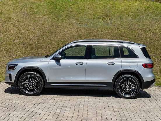 MERCEDES-BENZ-GLB 220-2.0 MHEV PROGRESSIVE 4MATIC 8G-DCT MERCEDES-BENZ-GLB 220-2026