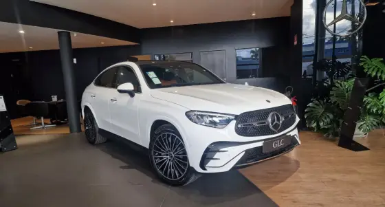 MERCEDES-BENZ GLC 300 2.0 MHEV AMG LINE COUPÉ 4MATIC 9G-TRONIC