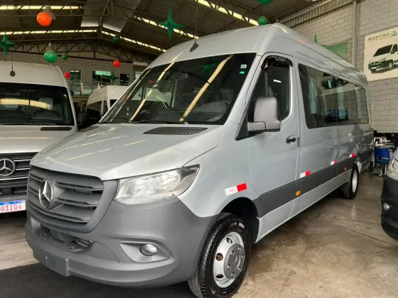 MERCEDES-BENZ SPRINTER 2.0 CDI DIESEL VAN 517 TA EXTRA LONGO 21L MANUAL