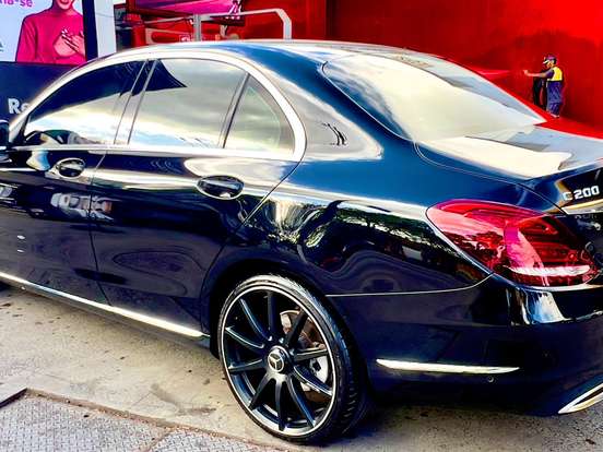 MERCEDES-BENZ-C 200-2.0 CGI AVANTGARDE 16V GASOLINA 4P AUTOMÁTICO MERCEDES-BENZ-C 200-2015
