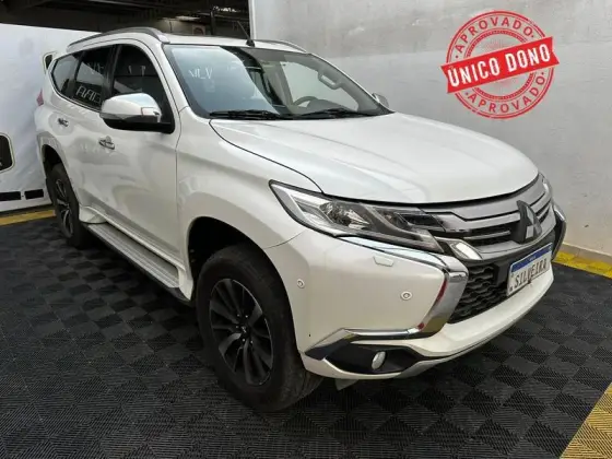 MITSUBISHI PAJERO SPORT 2.4 16V MIVEC TURBO DIESEL HPE AWD AUTOMÁTICO