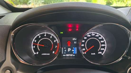 MITSUBISHI-ASX-2012