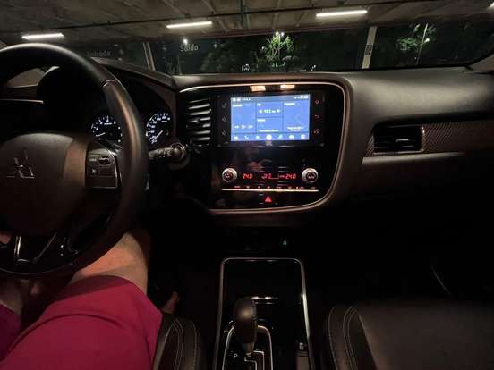 MITSUBISHI-OUTLANDER-2.0 MIVEC GASOLINA HPE AUTOMÁTICO MITSUBISHI-OUTLANDER-2020