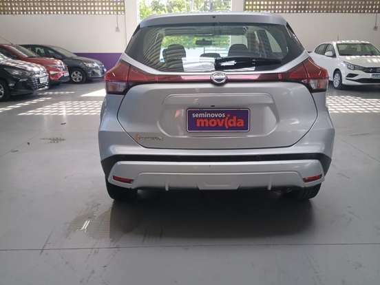 NISSAN-KICKS-2022
