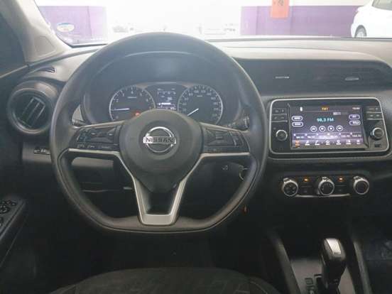 NISSAN-KICKS-2022