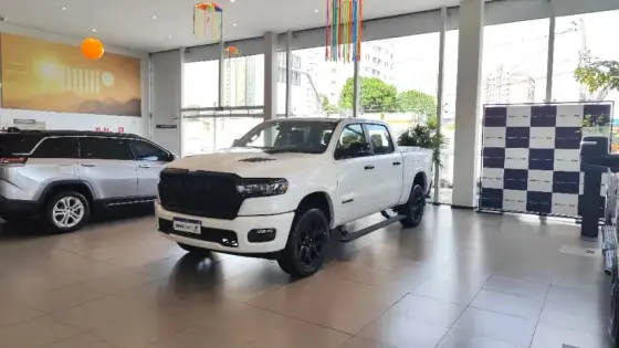 RAM 1500 3.0 HURRICANE 6 BITURBO GASOLINA LARAMIE NIGHT EDITION CD 4X4 AUTOMÁTICO