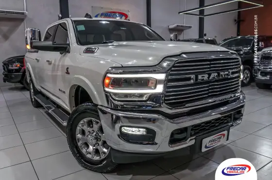 RAM 3500 6.7 I6 TURBO DIESEL LARAMIE CD 4X4 AUTOMÁTICO