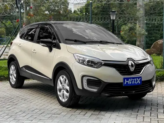 RENAULT CAPTUR 1.6 16V SCE FLEX LIFE X-TRONIC RENAULT CAPTUR 1.6 16V SCE FLEX LIFE X-TRONIC