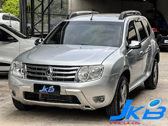RENAULT DUSTER 2.0 DYNAMIQUE 4X2 16V FLEX 4P AUTOMÁTICO