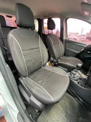 RENAULT-DUSTER-2012