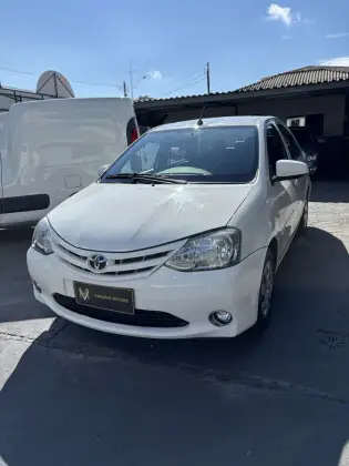 TOYOTA ETIOS 1.5 X SEDAN 16V FLEX 4P AUTOMÁTICO TOYOTA ETIOS 1.5 X SEDAN 16V FLEX 4P AUTOMÁTICO