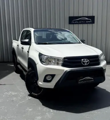 TOYOTA HILUX 2.8 SR CHALLENGE 4X4 CD 16V DIESEL 4P AUTOMÁTICO