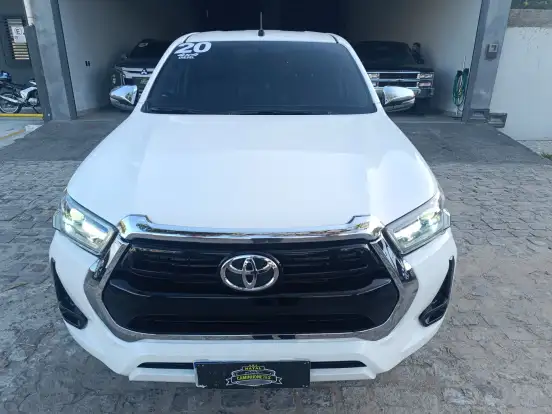 TOYOTA-HILUX-2019