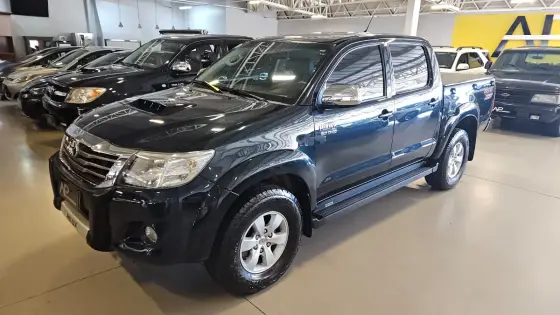 TOYOTA HILUX 3.0 SRV 4X4 CD 16V TURBO INTERCOOLER DIESEL 4P AUTOMÁTICO