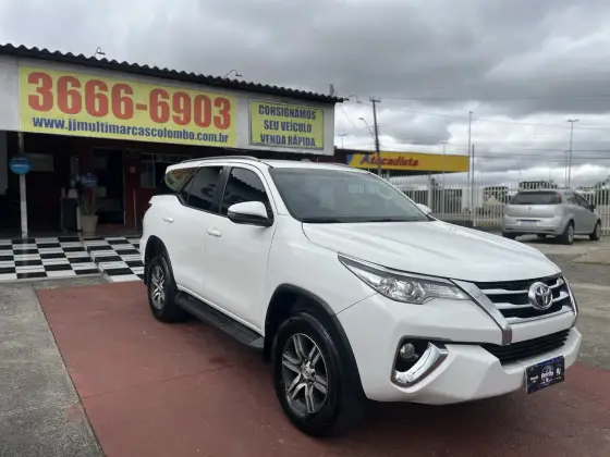 TOYOTA HILUX SW4 2.7 SR 4X2 16V FLEX 4P MANUAL