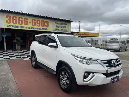 TOYOTA-HILUX SW4-2018