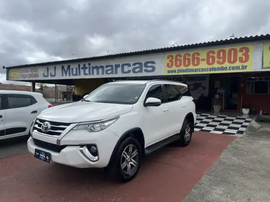 TOYOTA-HILUX SW4-2.7 SR 4X2 16V FLEX 4P MANUAL TOYOTA-HILUX SW4-2018