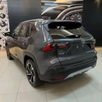 TOYOTA-YARIS CROSS-2025