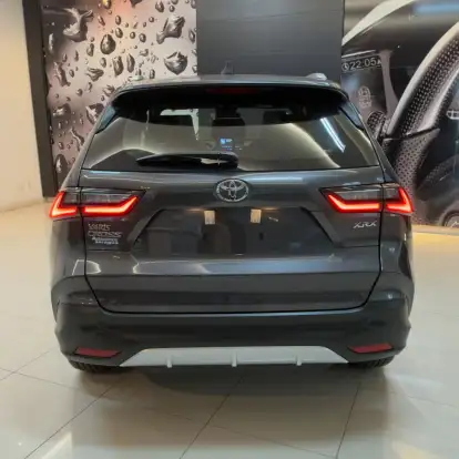 TOYOTA-YARIS CROSS-2025