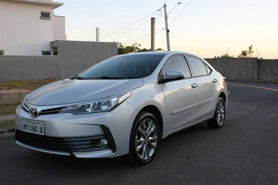TOYOTA COROLLA 2.0 XEI 16V FLEX 4P AUTOMÁTICO