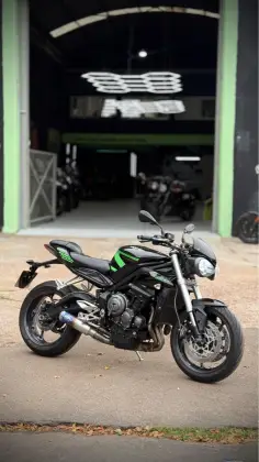 TRIUMPH STREET TRIPLE 765 S 