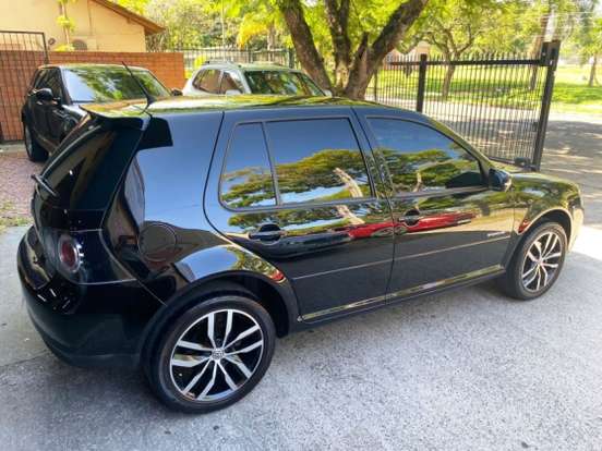 VOLKSWAGEN-GOLF-2014